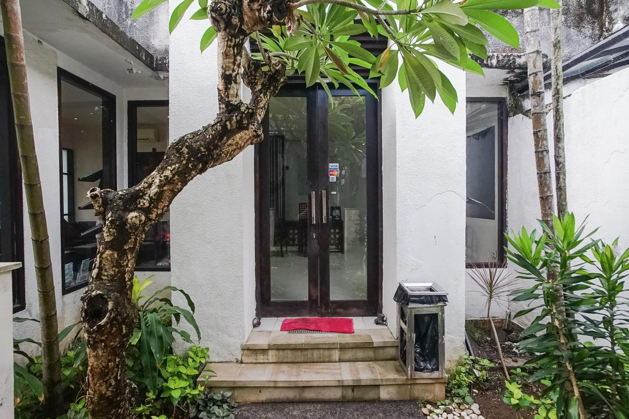Queen Rose Villa & Spa 金巴兰 外观 照片